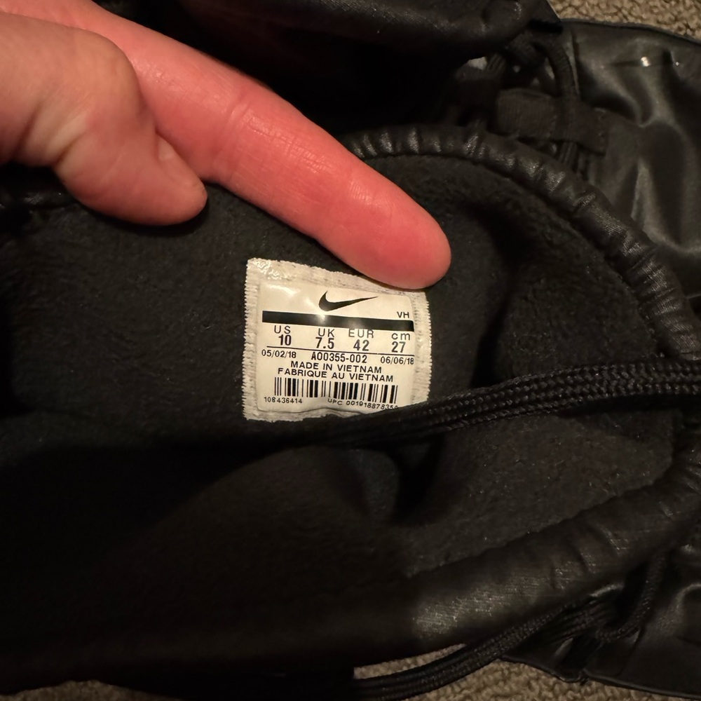 Nike Tanjun High Rise Boots - Picture 4 of 4